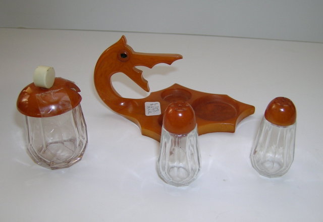 Bakelite Vintage Dragon Cruet:salt pepper