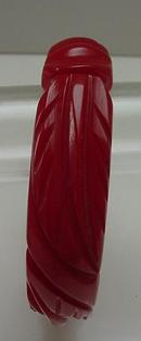 Bakelite Vintage Carved Red Leaf Bracelet