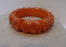 Bakelite Vintage Carved Apricot Leaf Bangle