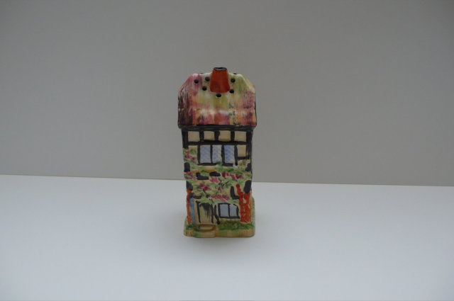 Royal Winton Cottageware Olde England Sugar