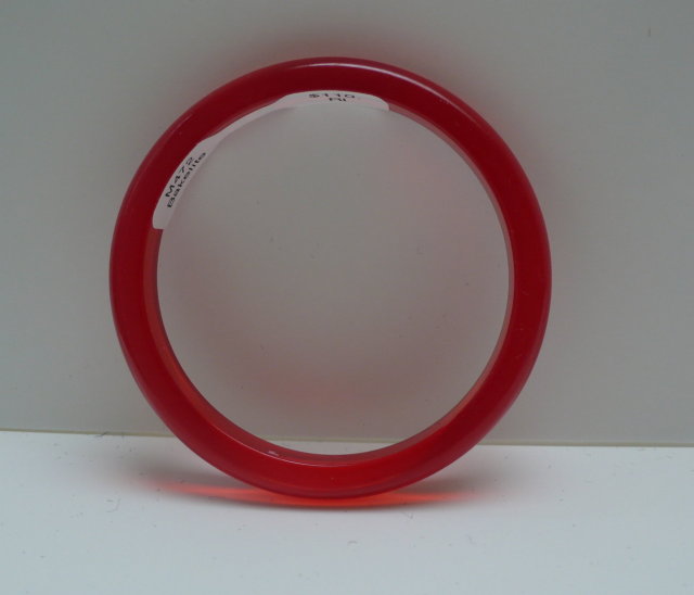 Bakelite Vintage cherry red bangle