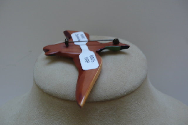 Bakelite Vintage Bird in Flight Brooch
