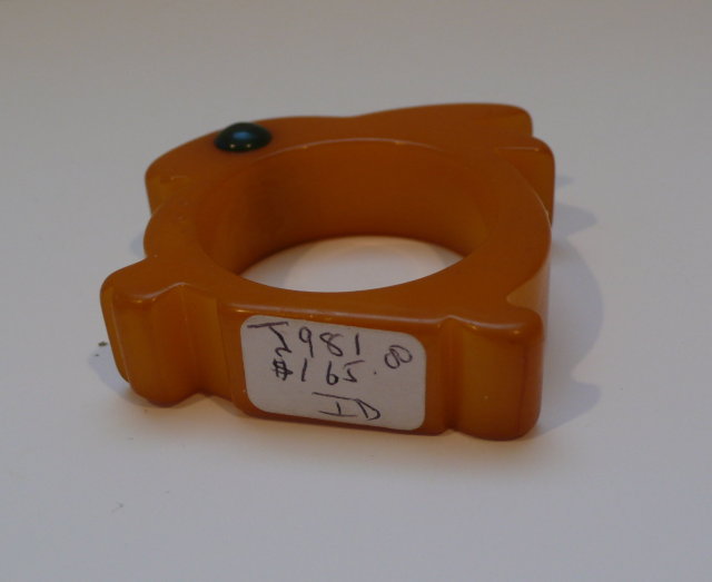 Bakelite Bunny Vintage Napkin Ring