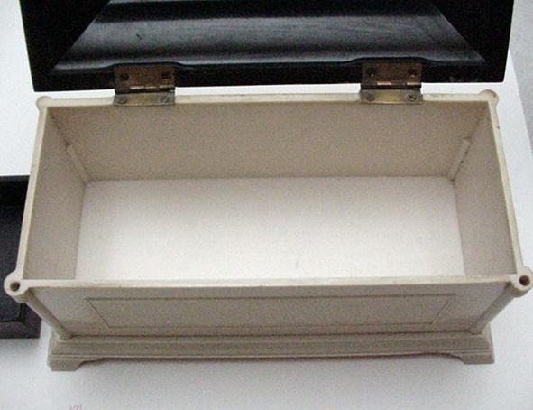 Bakelite English Commemorative Jewelry Box