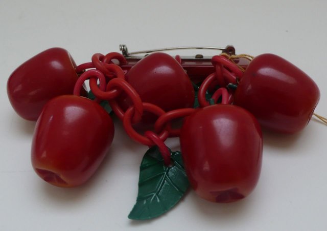 Bakelite Vintage Apples Brooch