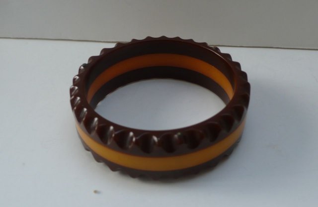Bakelite Vintage Chocolate and Butterscotch