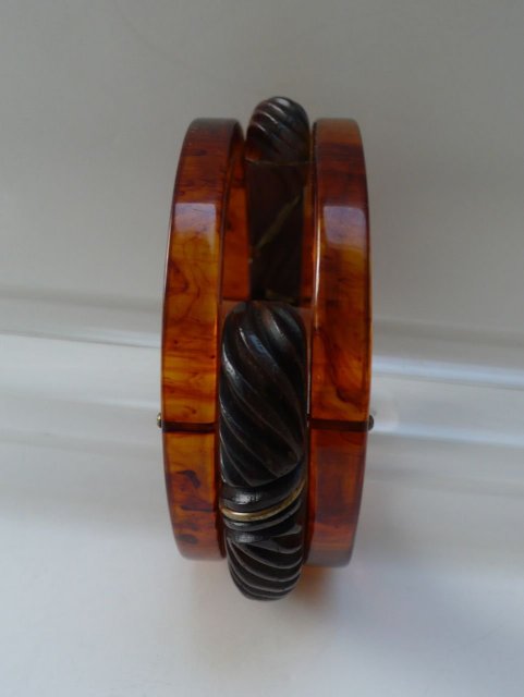 Bakelite & Wood Vintage Bangle