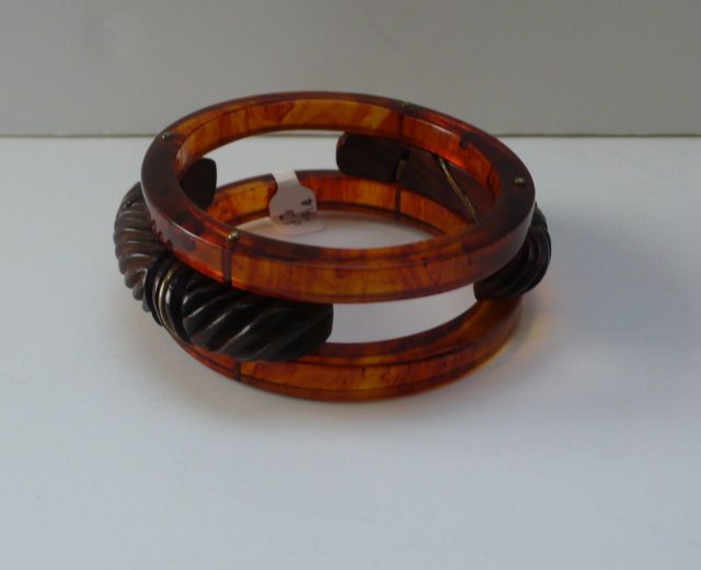 Bakelite & Wood Vintage Bangle