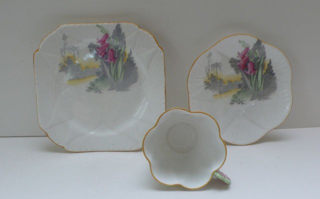 Shelley Dainty Harebell Flower Handle Trio