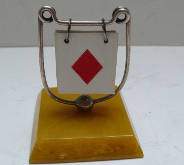Bakelite Bridge Trump Marker