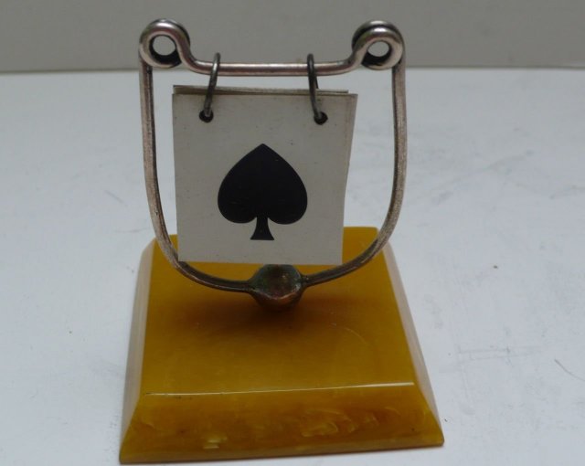 Bakelite Bridge Trump Marker