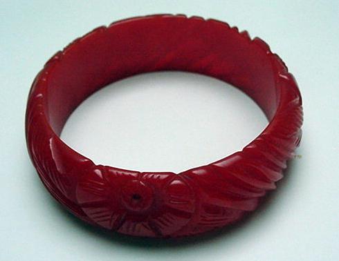 Bakelite Vintage Red Carved Bracelet