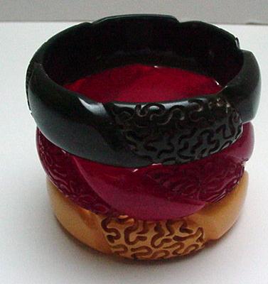 Bakelite Three Vintage Carved Bangles:Green-Red-Butterscotch