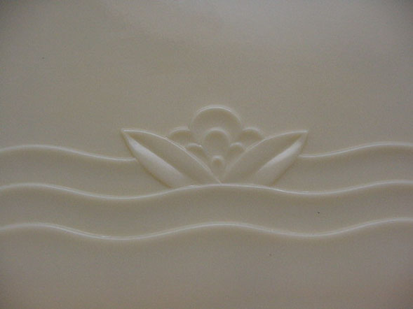 Elo Bakelite Community Plate Box