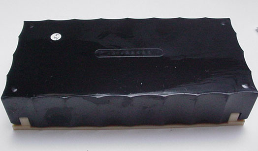 Elo Bakelite Community Plate Box