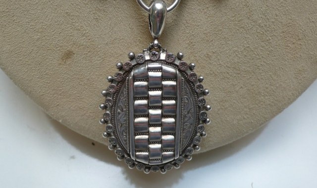 Victorian Sterling Silver Collar with Locket