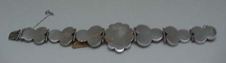 Victorian Scottish Agate Gray & Red Bracelet