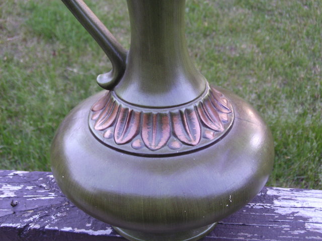 Haeger Ewer