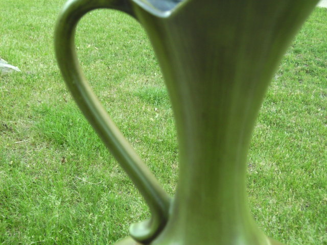 Haeger Ewer