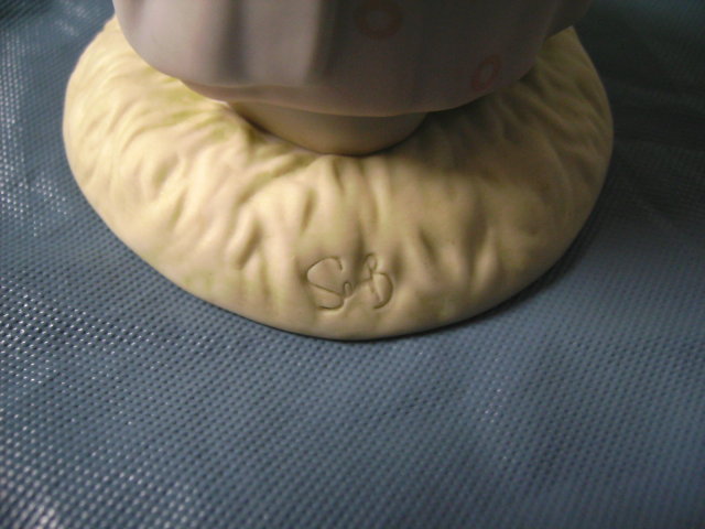 Precious Moments Figurine