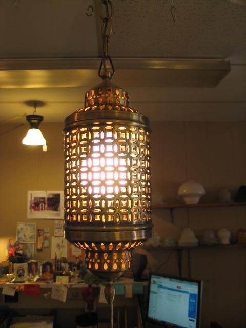 Single Light Hanging Fixture #490