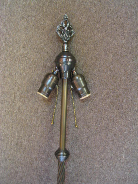 Vintage 2-Light Floor Lamp