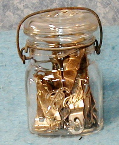 Jar B2637