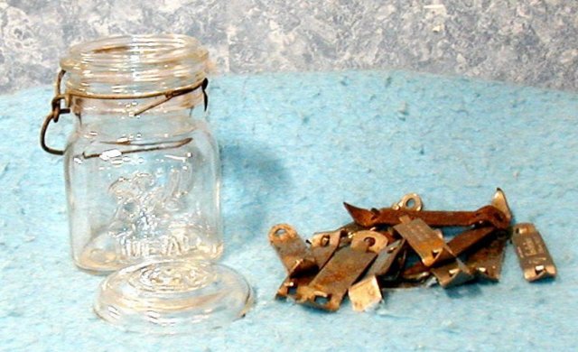 Jar B2637