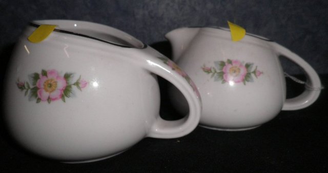 Cream and Sugar B2903
