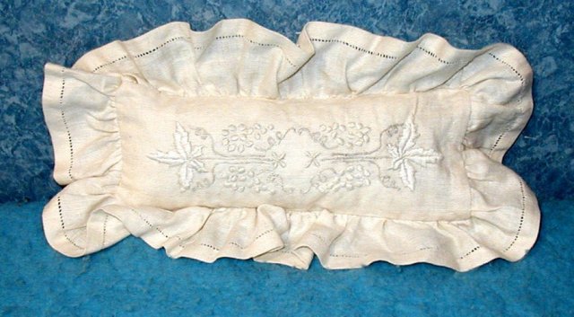 Pillow B2790