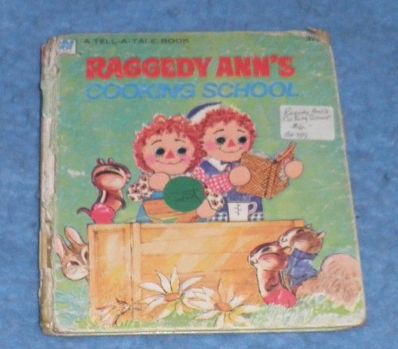 Book - Raggedy Ann's Cooking School