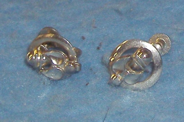 Jewelry - Earrings