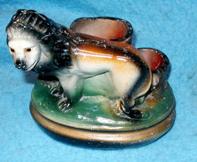 Chalk Lion - Desk Piece with 3 Compartments