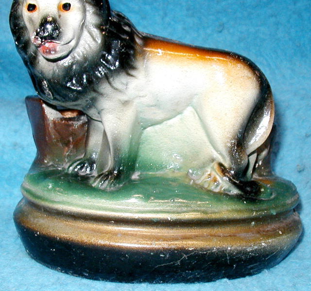 Chalk Lion - Desk Piece with 3 Compartments