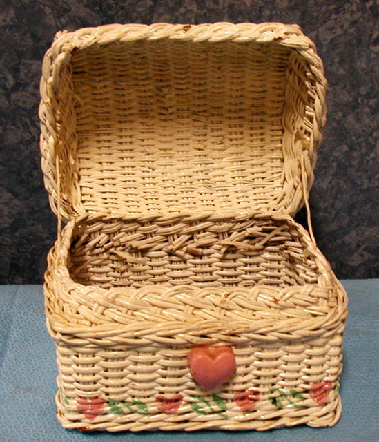 Wicker Jewerly Box - White