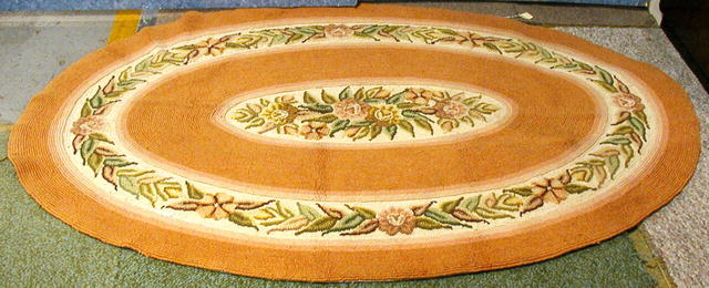 Hooked Rug - Oval - Salmon Color