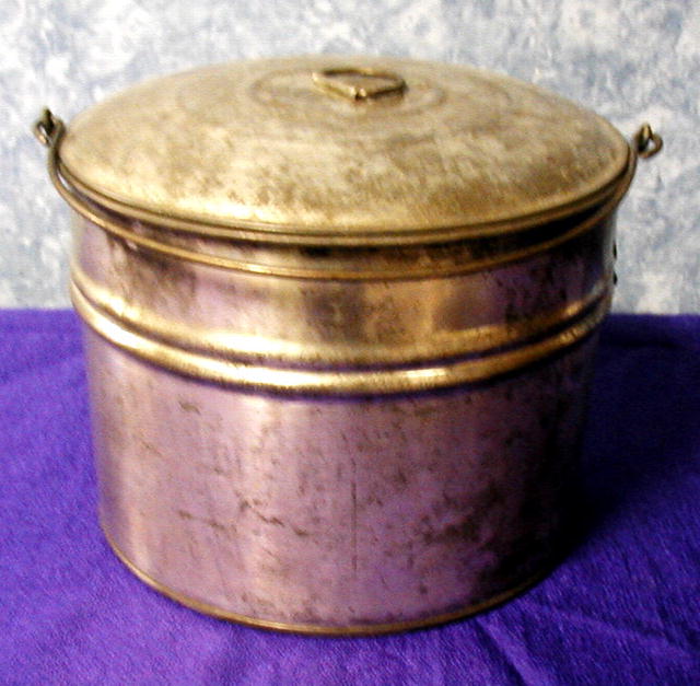Berry Bucket/Tin with lid
