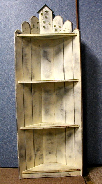 Corner Piece /Painted White w/handpainting