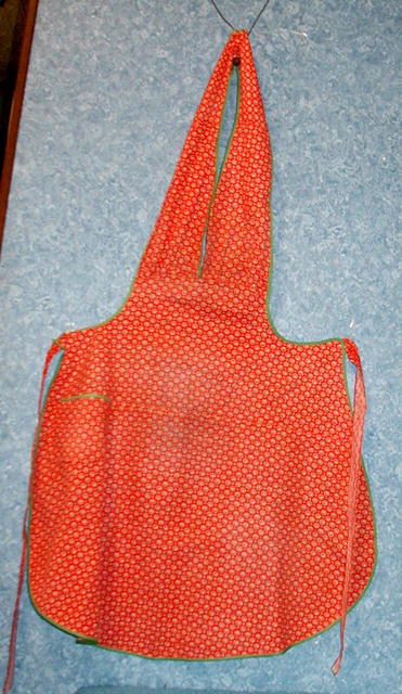 Apron (Red with tiny flowers)