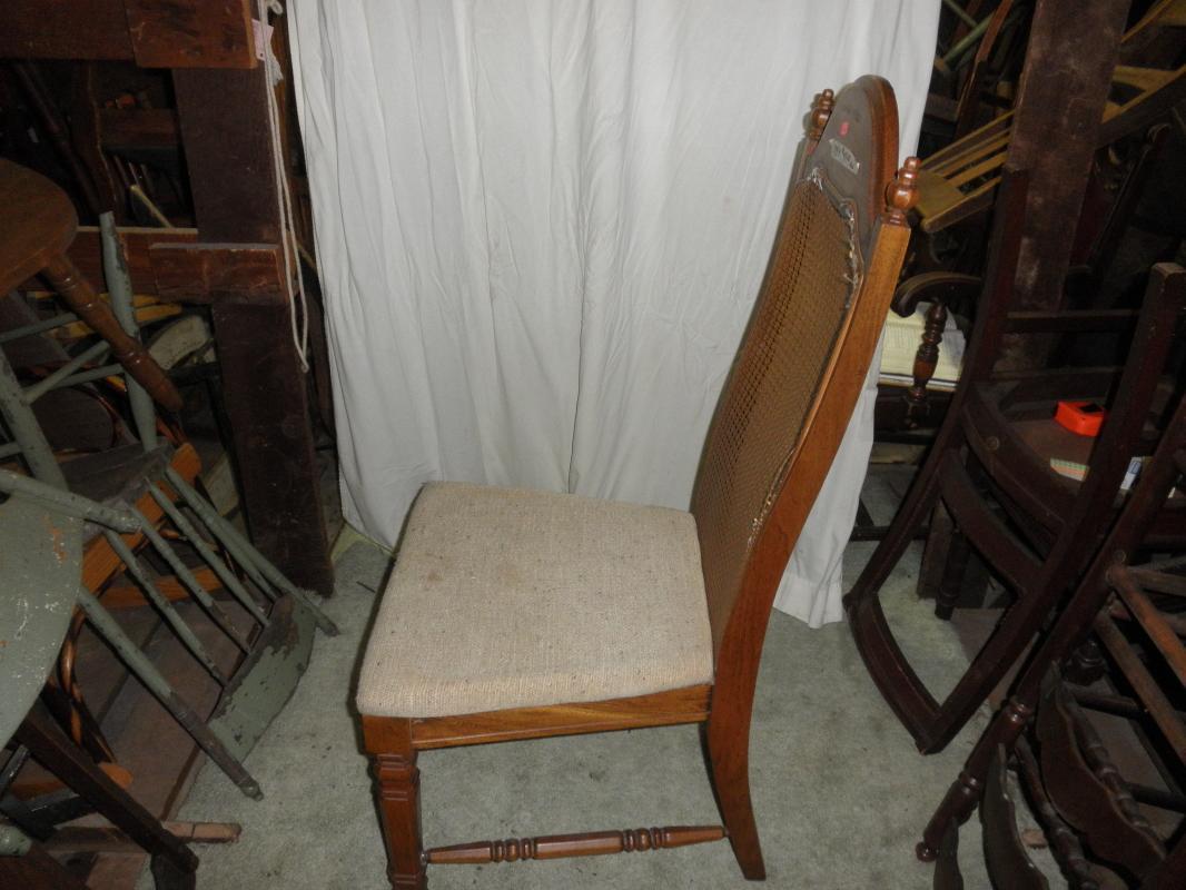B4675 Vintage/Antique Set of 4 High Back Chairs