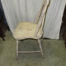 B5397 Vintage/Antique Solid chair painted off white