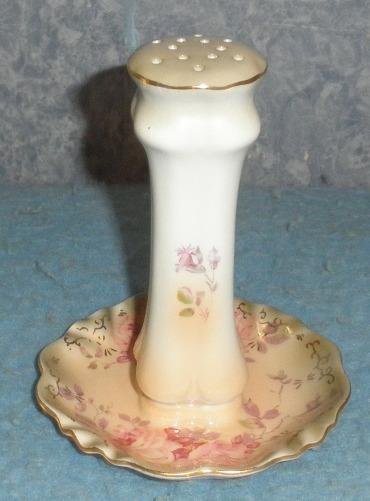 Y1047 Vintage Collectable Hat Pin Holder