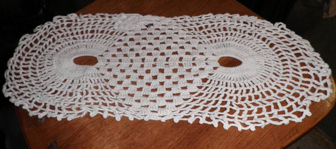 Doily - White - Crochet - Oblong B4525