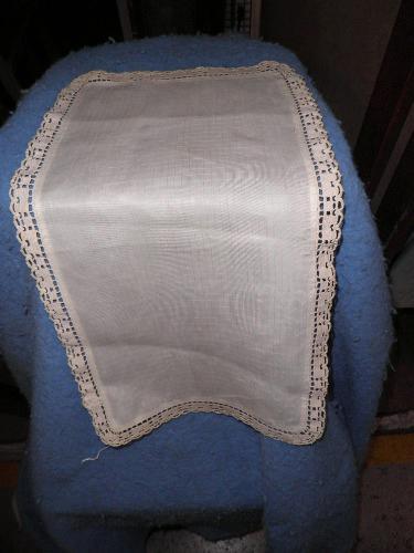 Dresser Scarf - Crochet Edge - Small Rectangle B4685
