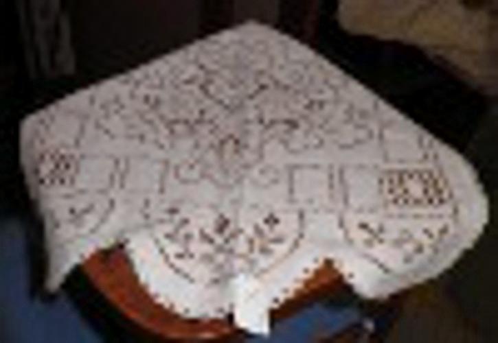 Dresserscarf - Cream - Cut Out B4523