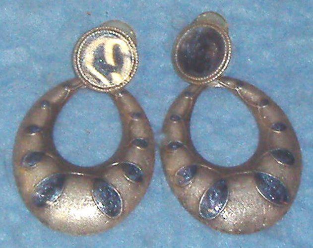 Earrings - Silver B3619