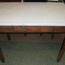 Enamel Top Table B4940