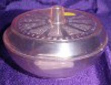 Jar, Small Pink Plastic Jar with Lid B4544