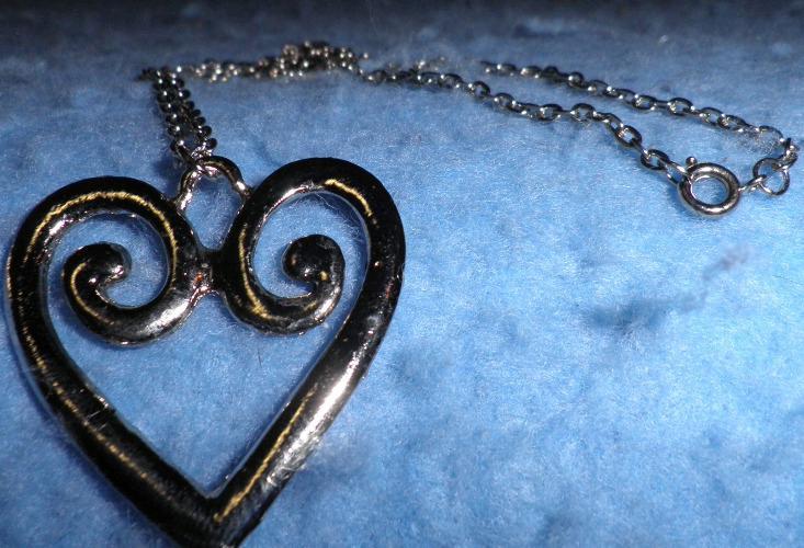 Necklace - Heart - Silver With Chain B4606