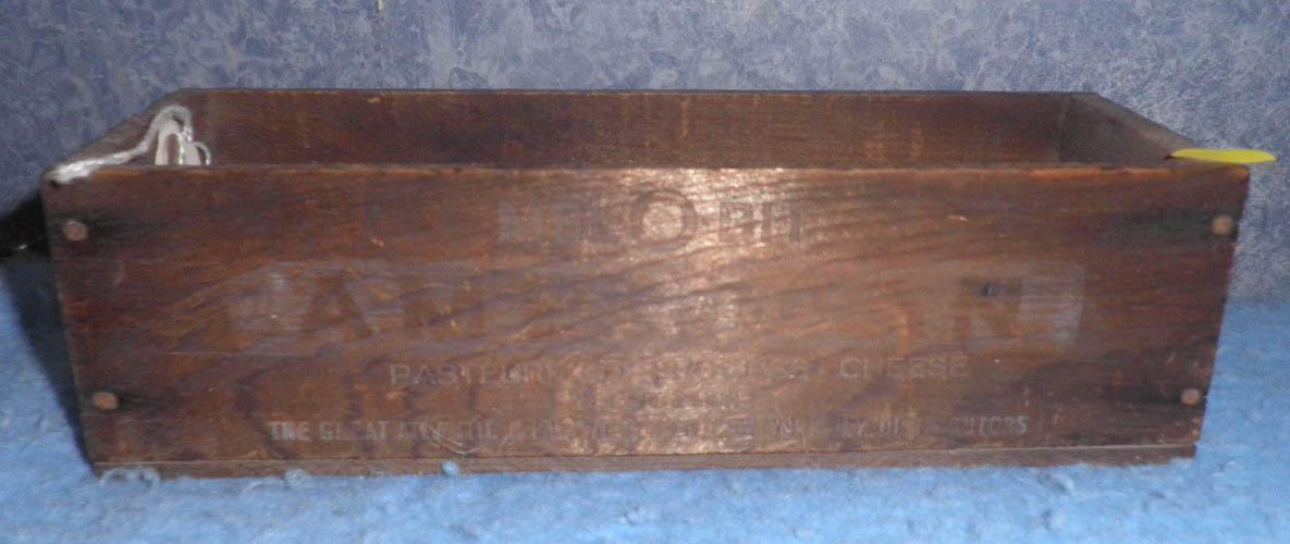 Wooden Cheese Box B4835